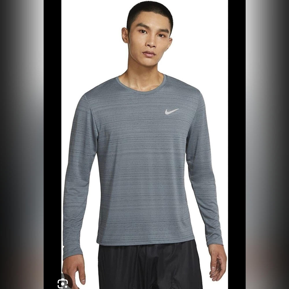 Nike Men's DRI FIT Long Sleeve Tee